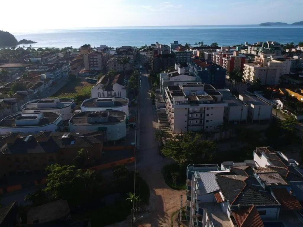 Apto Com Piscina E Churrasqueira A 300 Metros Da Grande Apartment Ubatuba